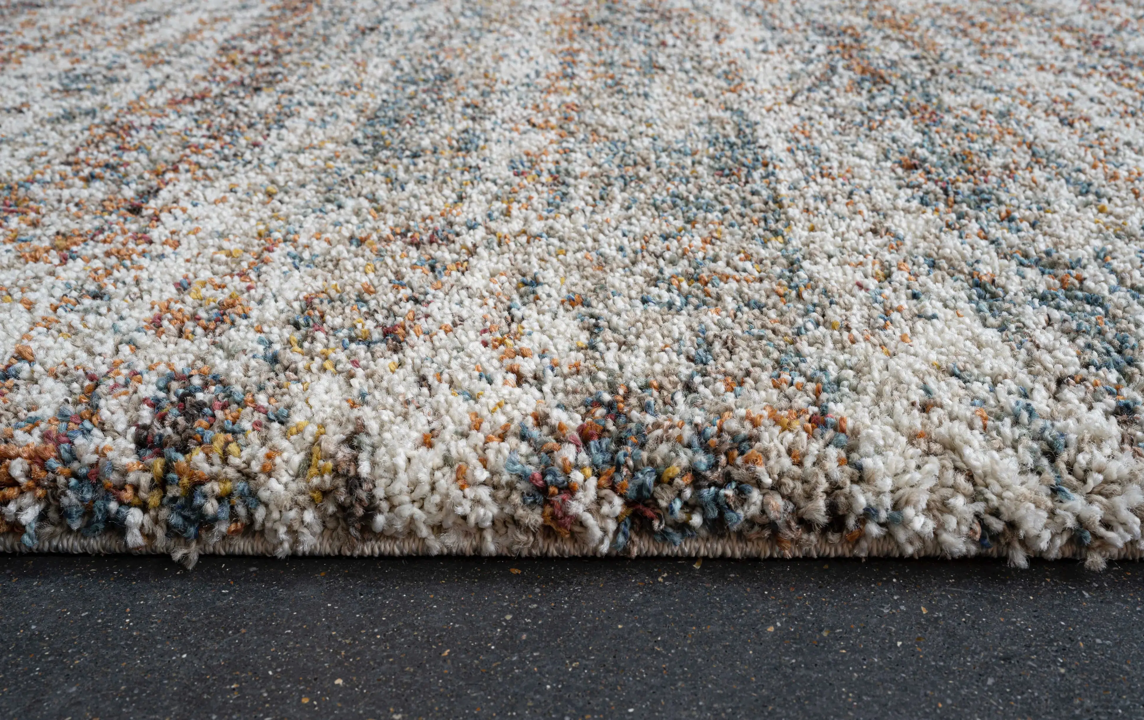 3405 Granada Rug - Image 13