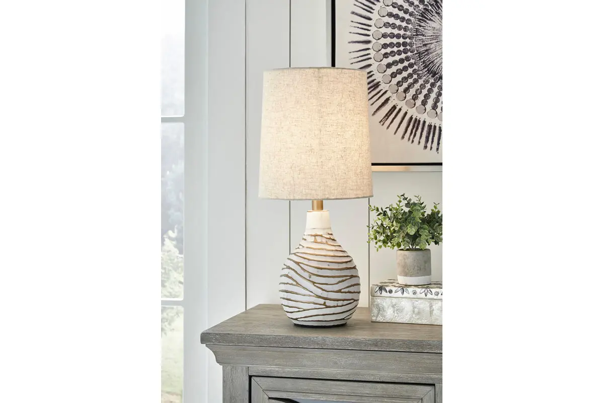Aleela Lamp - Image 3