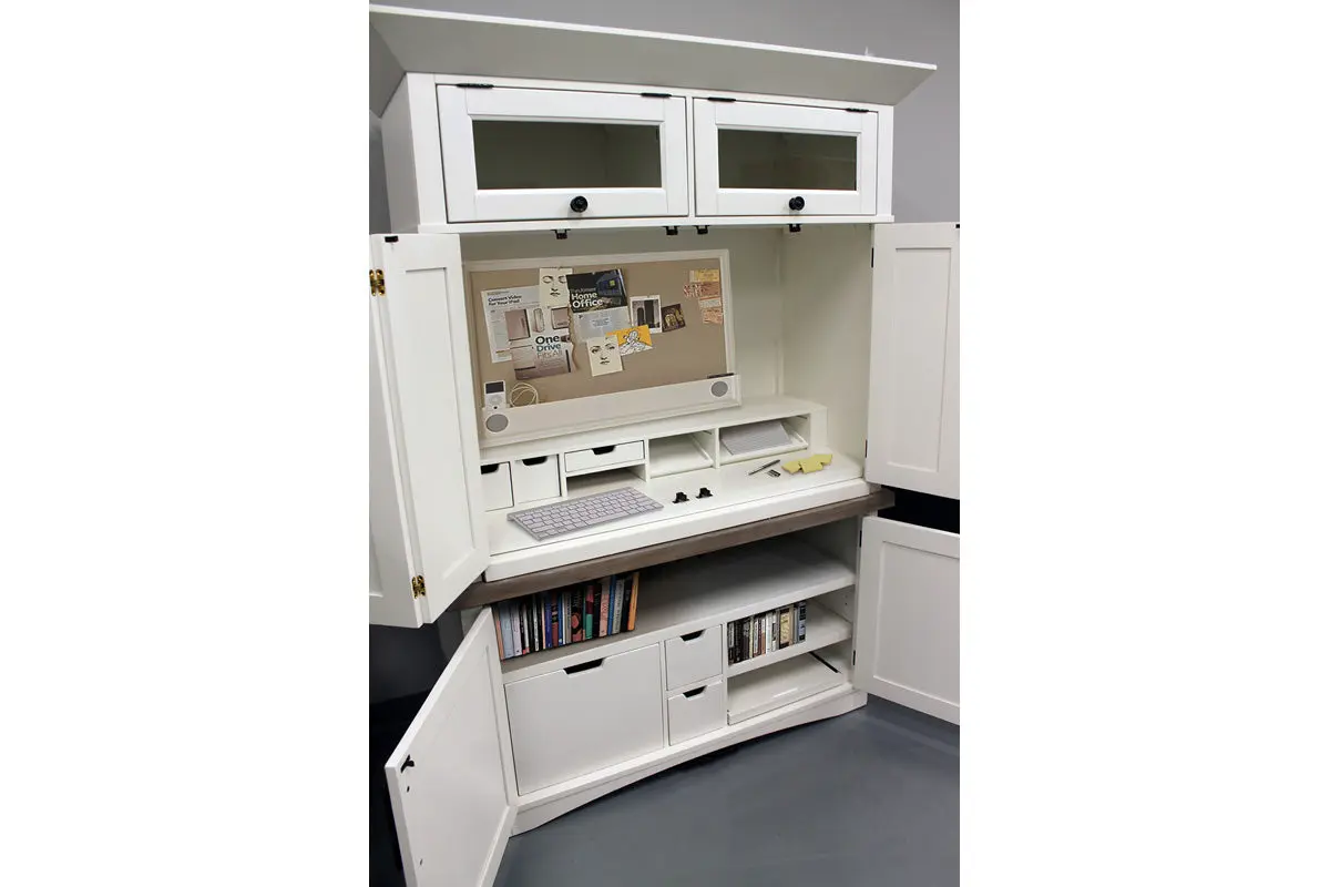 Americana Office Desk & Hutch - Image 3
