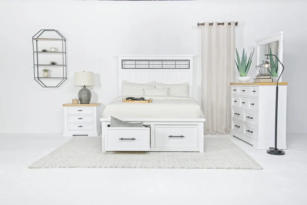 Ashbryn Nightstand - Image 6