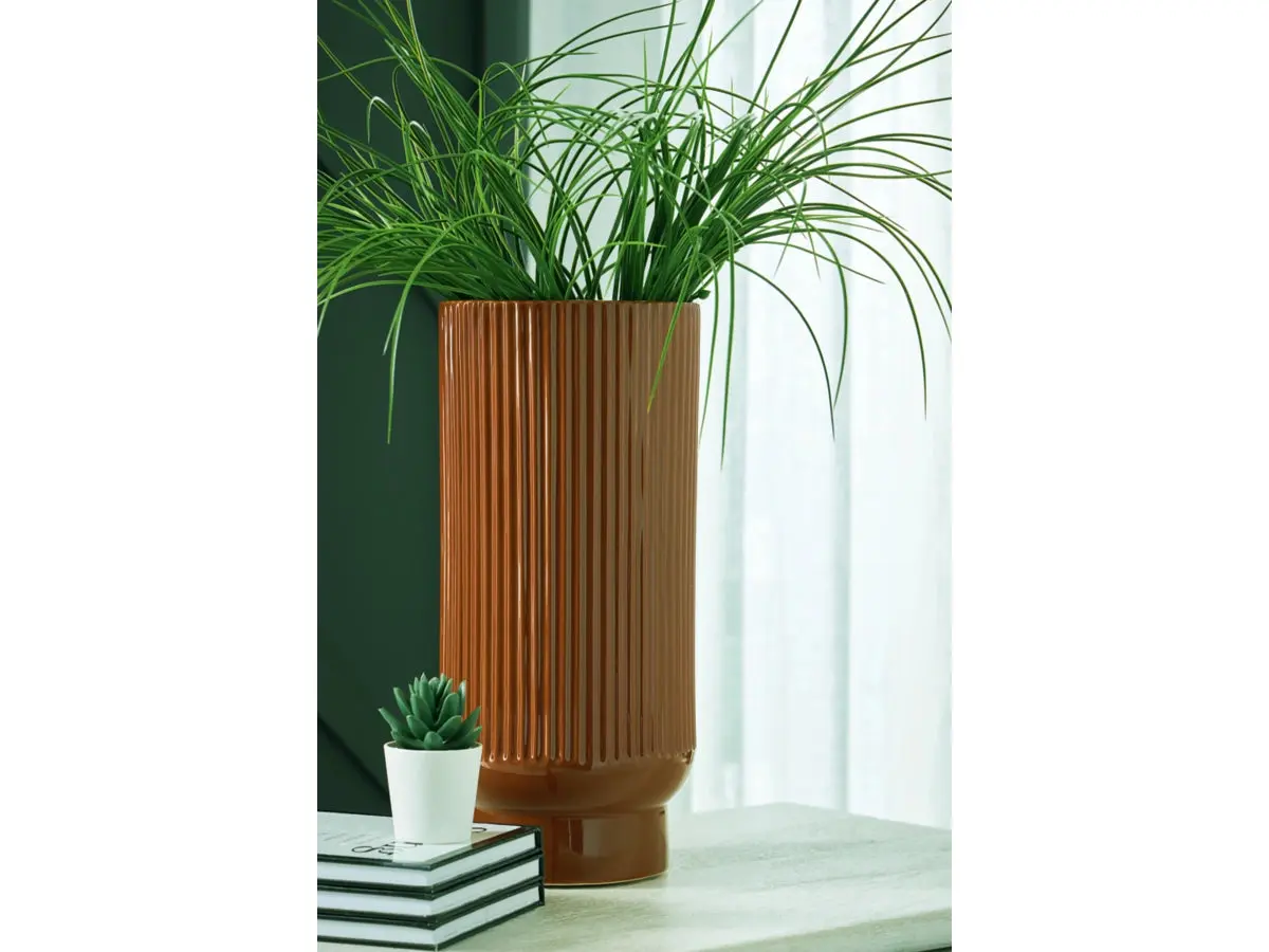 Avalyah Vase - Image 12
