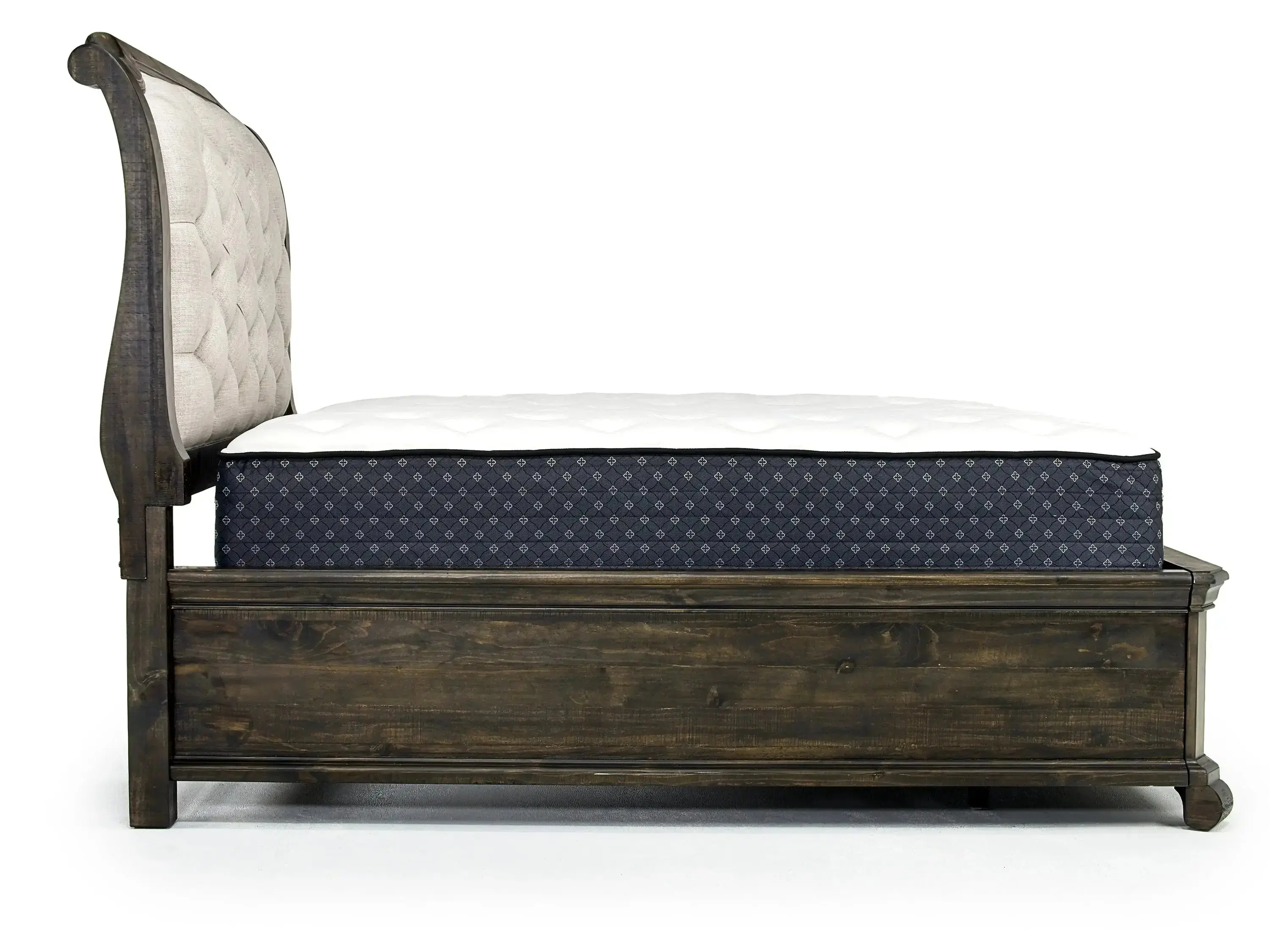Bellamy Sleigh Bed - Image 31