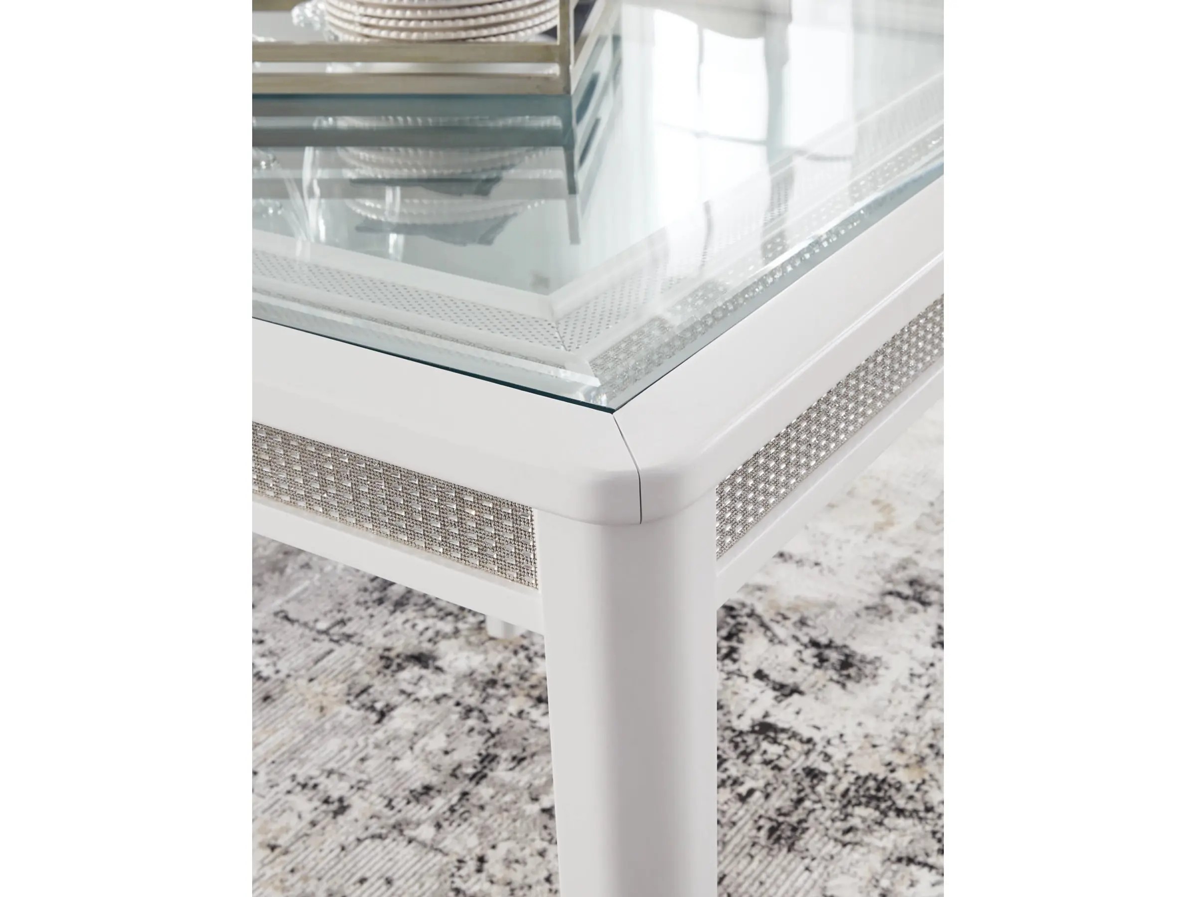 Chalanna Dining Table & 4 Chairs - Image 4