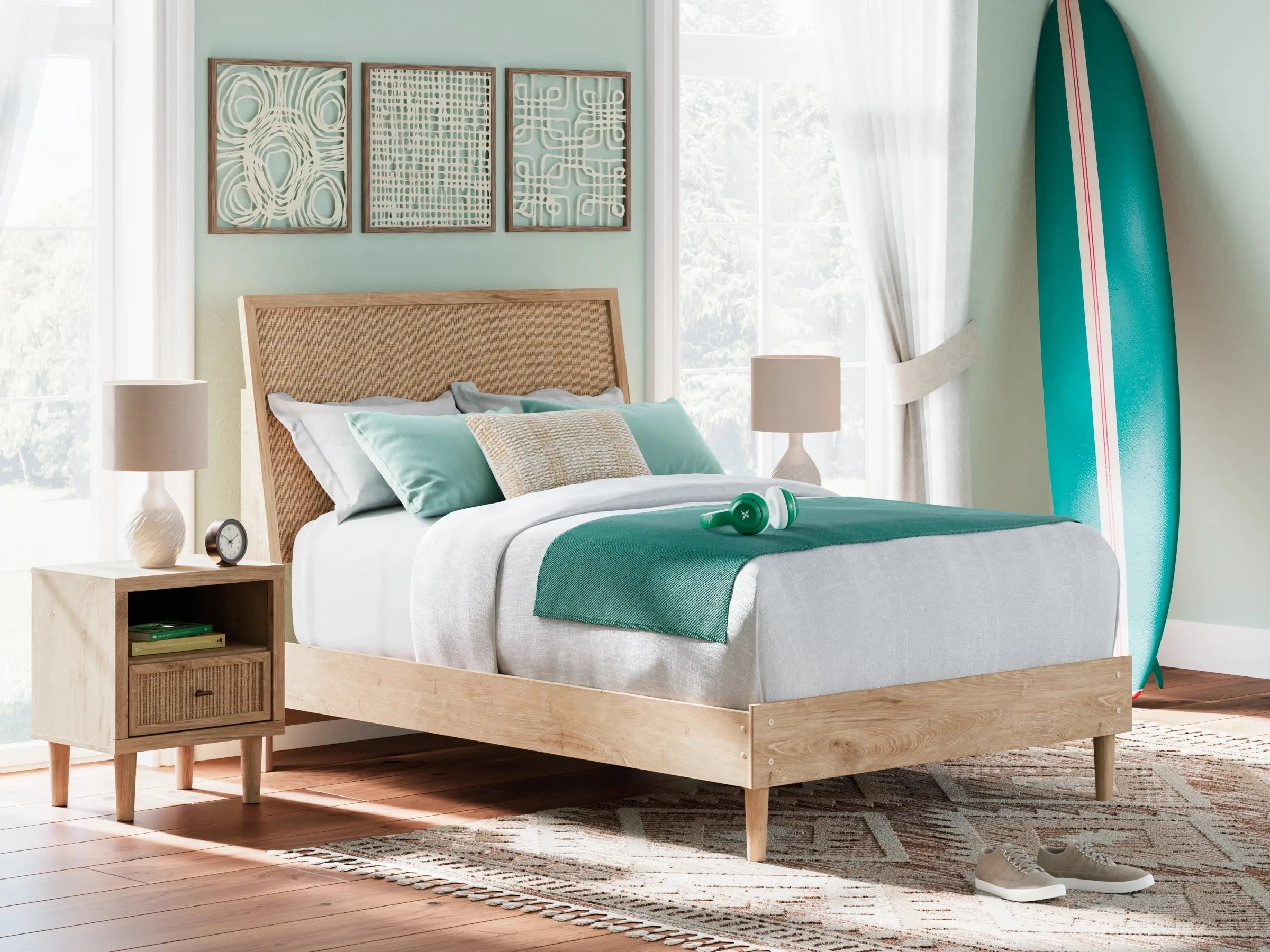 Cielden Panel Bed - Image 21
