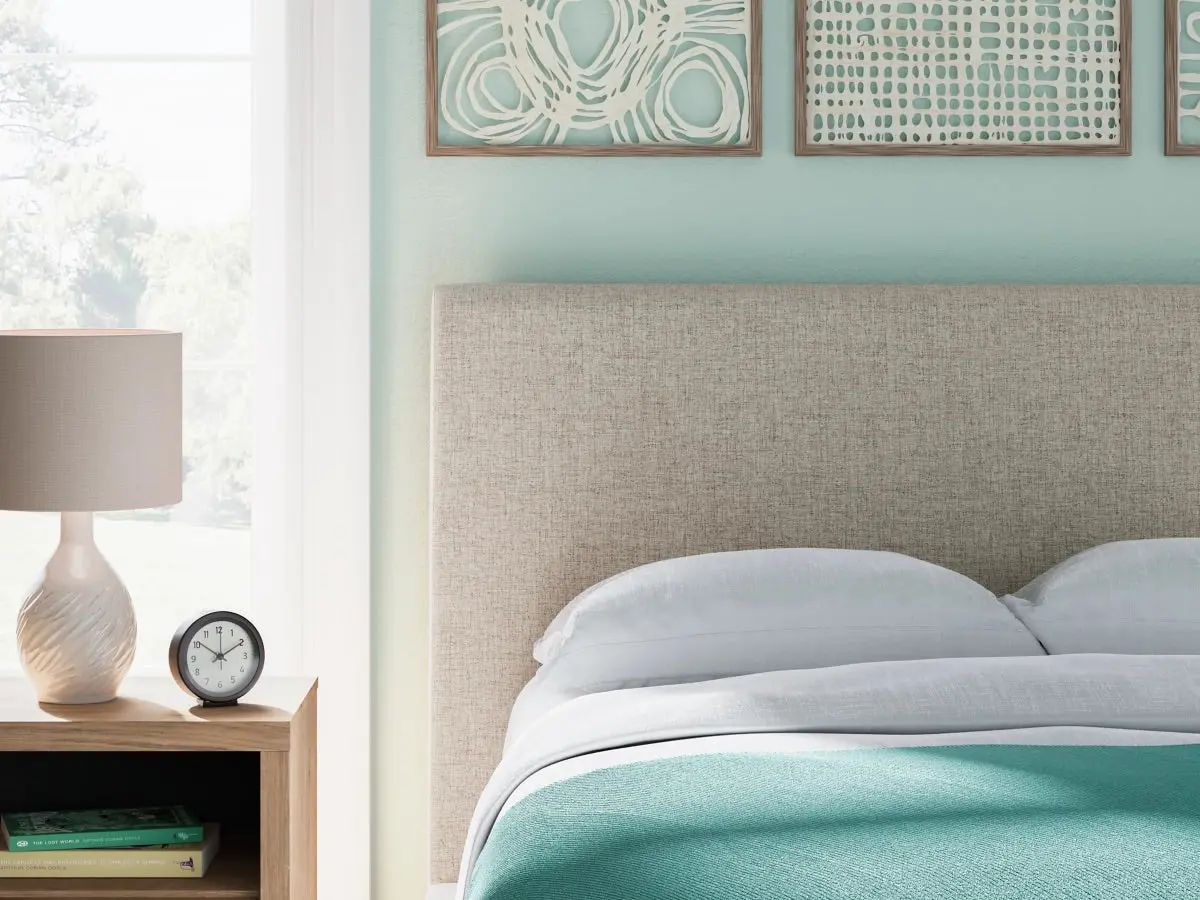 Cielden Upholstered Bed - Image 11