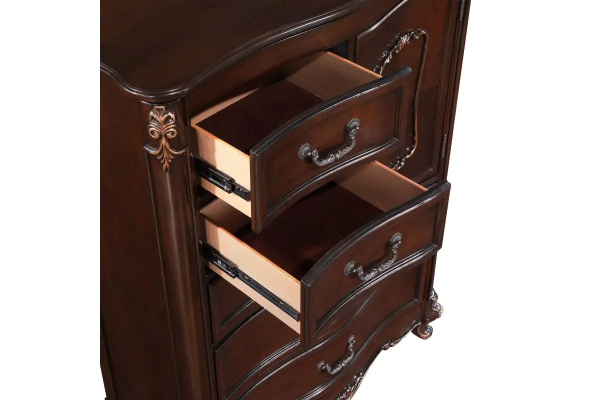 Constantine Chest - Image 5