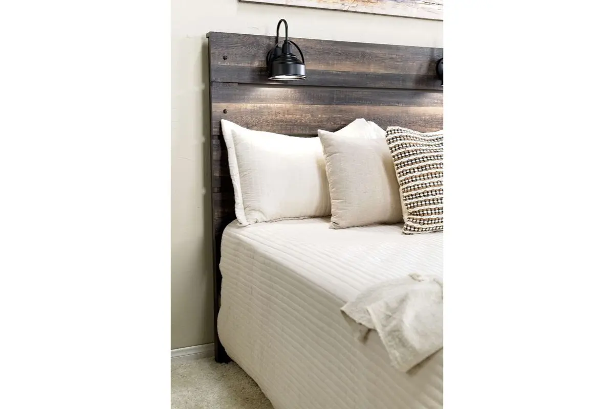Dallas Panel Bed With Lights & Dresser & Mirror & Nightstand - Image 25