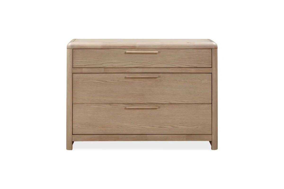 Furano Bachelors Chest