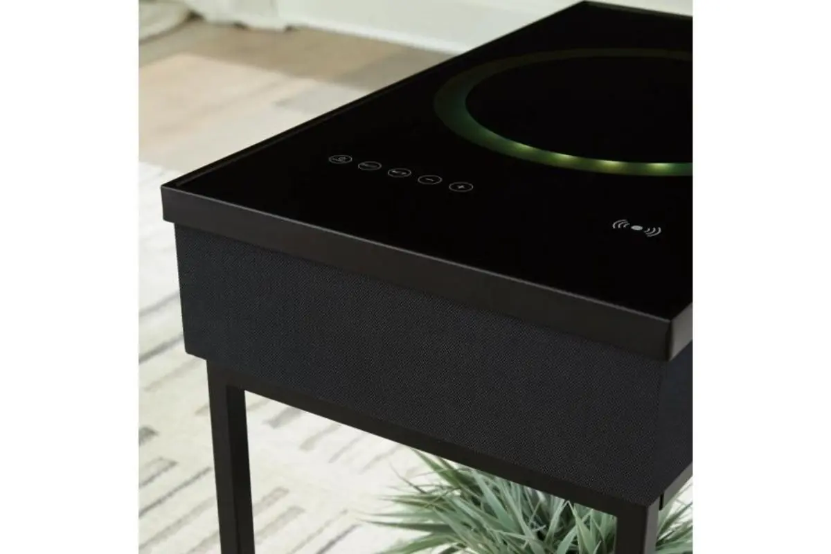 Gemmet Accent Table - Image 7