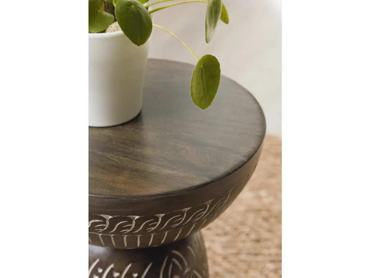Hadcher Accent Table - Image 3