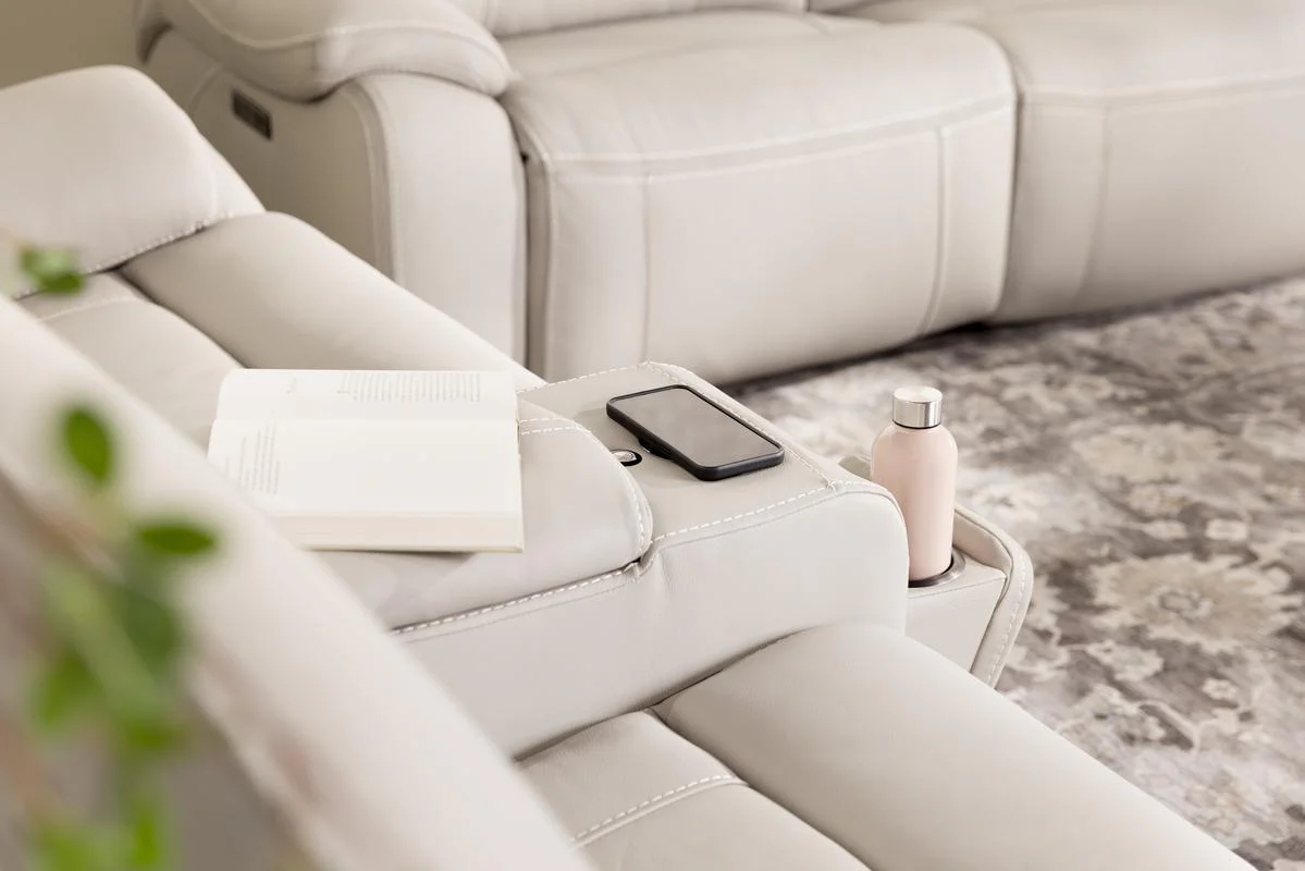 Imperial 2 Power Console Loveseat - Image 9