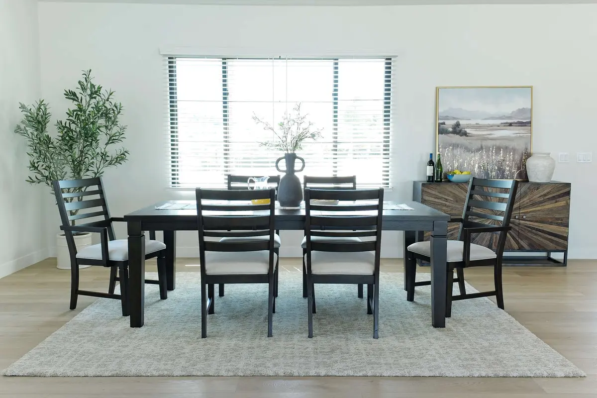 Lincoln Dining Table & 4 Chairs & 2 Arm Chairs - Image 2