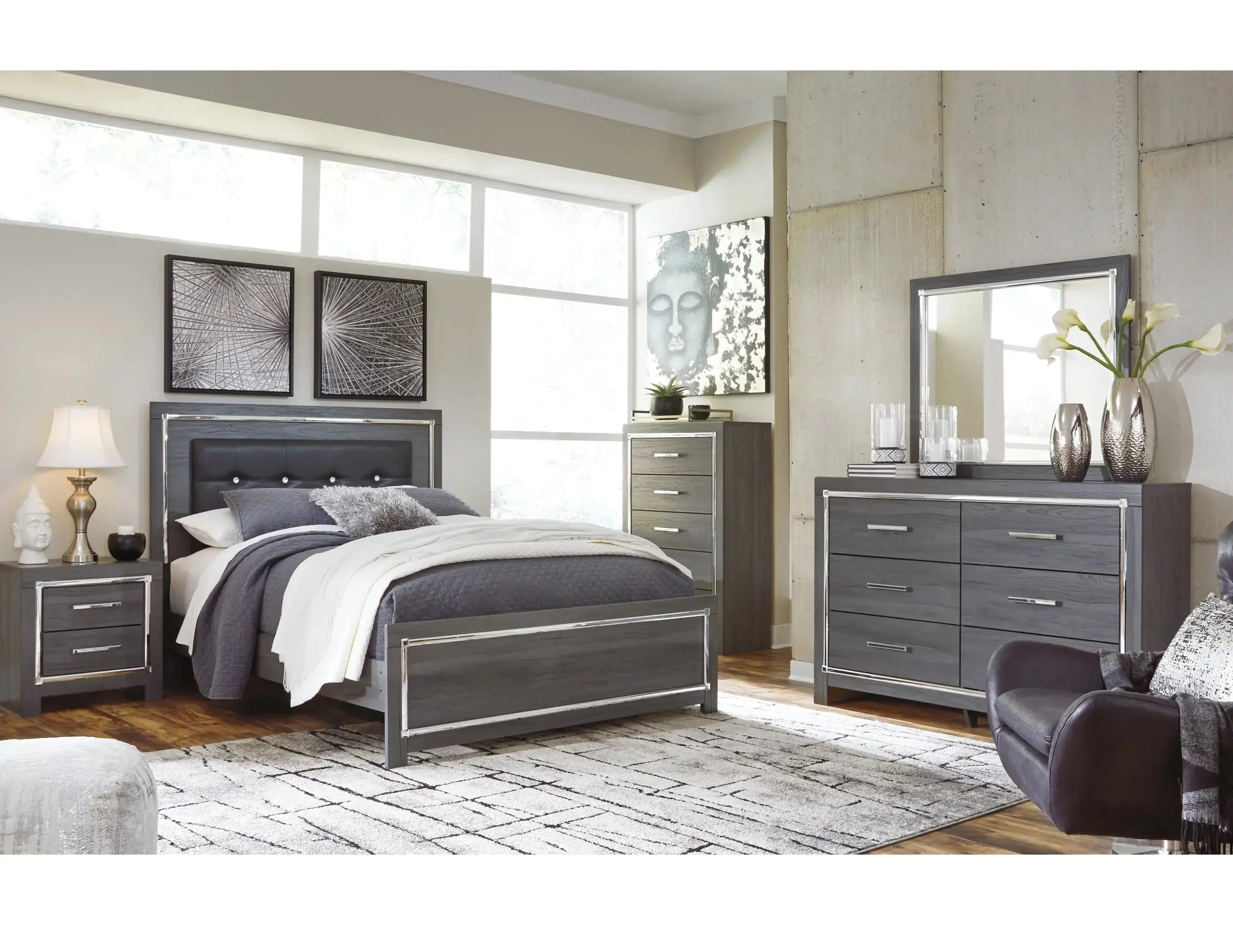 Lodanna Nightstand - Image 7