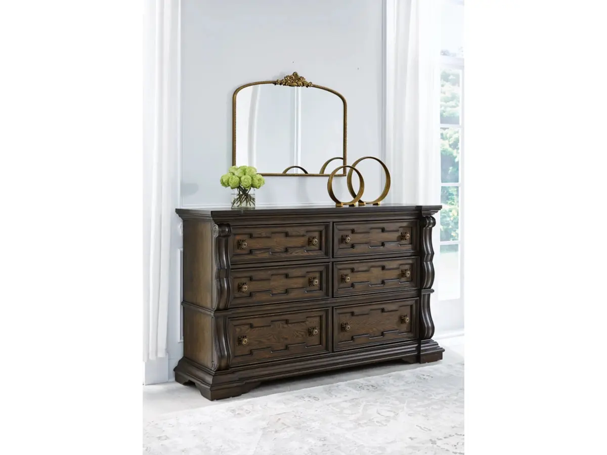 Maylee Dresser - Image 12