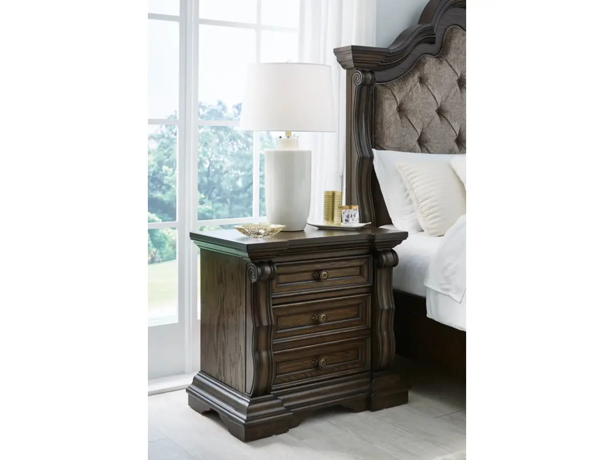 Maylee Upholstered Panel Bed & Dresser & Mirror & Nightstand - Image 42