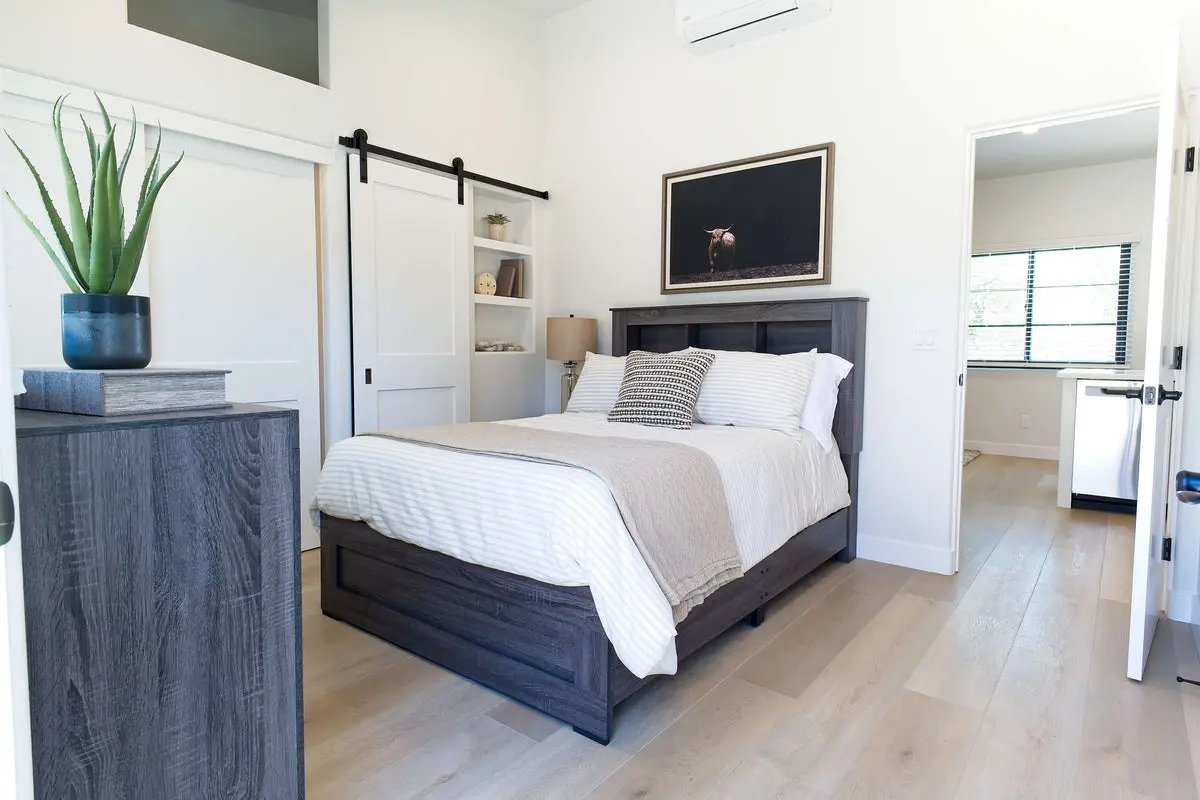 Naialyn Bookcase Bed - Image 10
