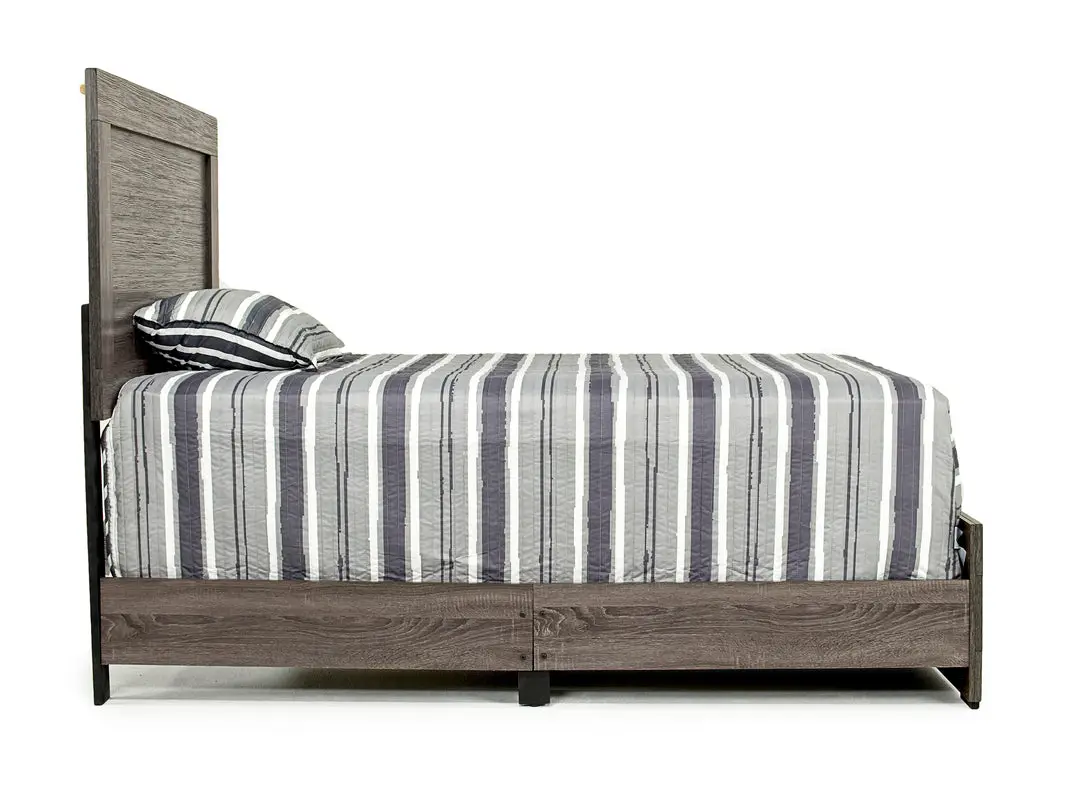 Naialyn Panel Bed - Image 5