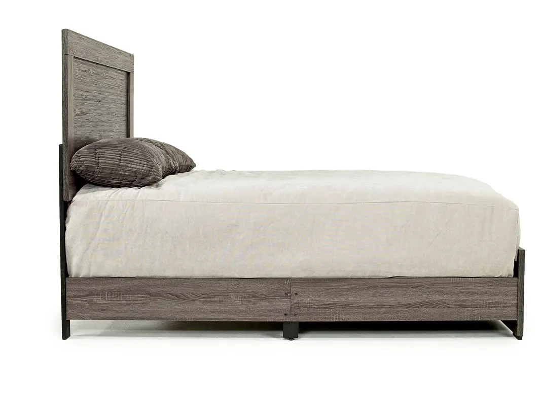 Naialyn Panel Bed - Image 6