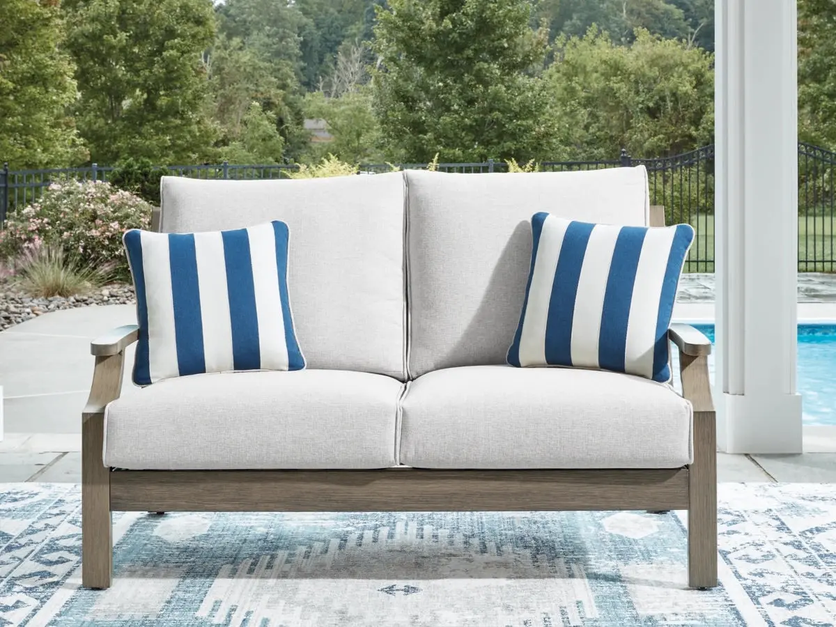 Rainier Outdoor Loveseat