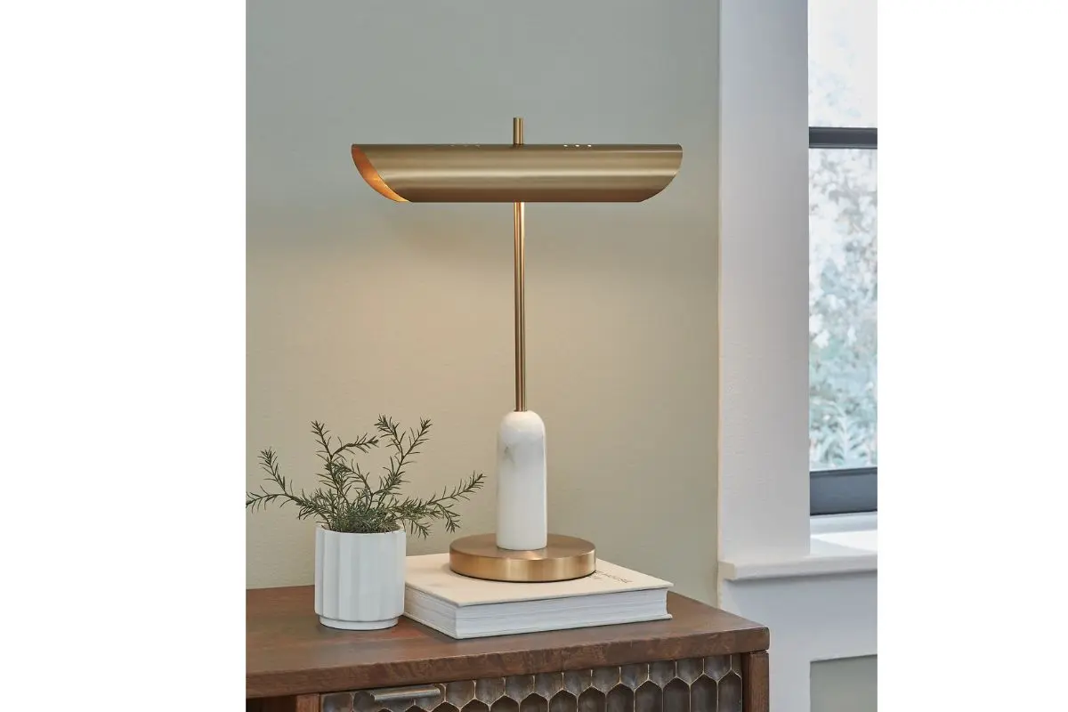 Rowleigh Lamp - Image 4