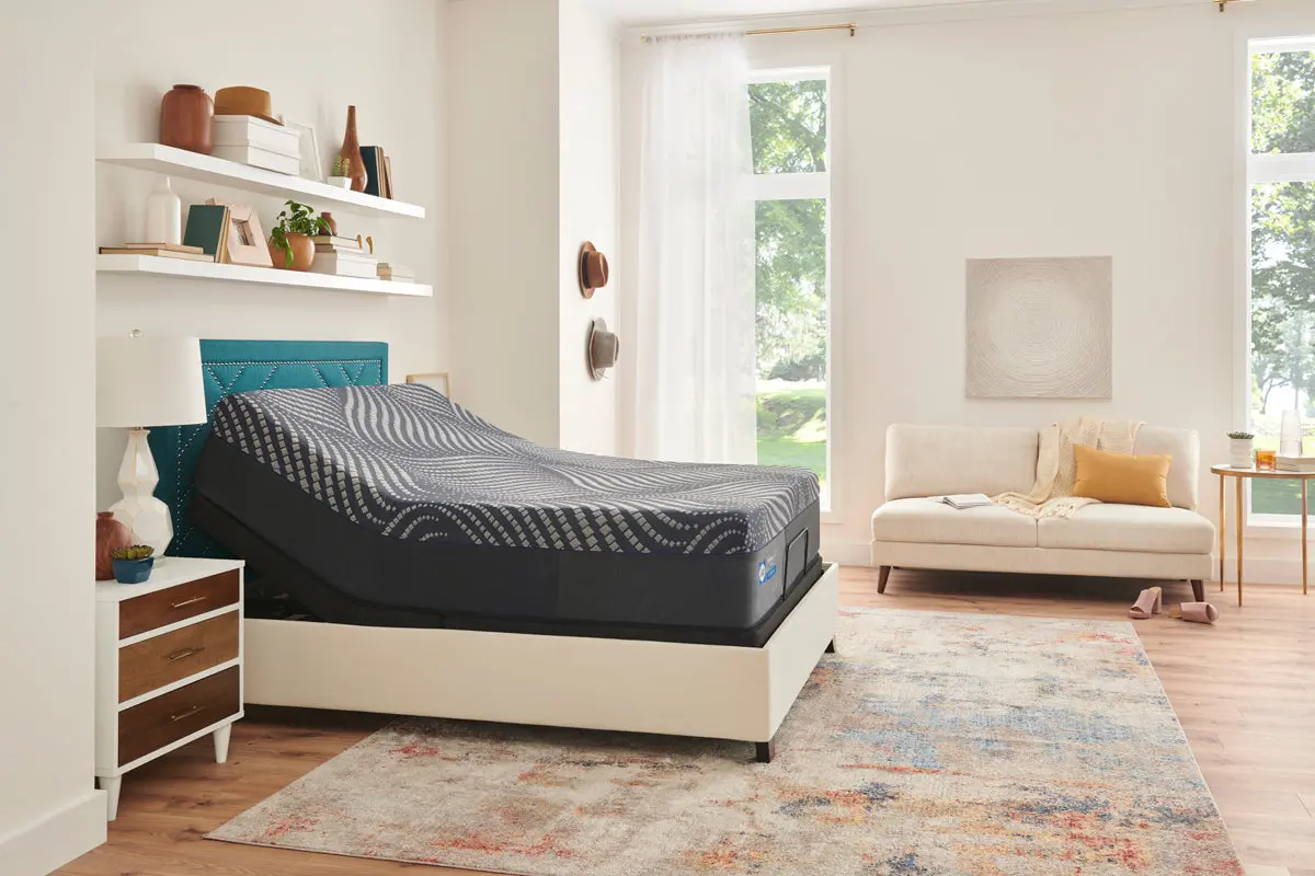 Sealy 13.5 Inch Brenham Firm Hybrid Mattress - Image 19