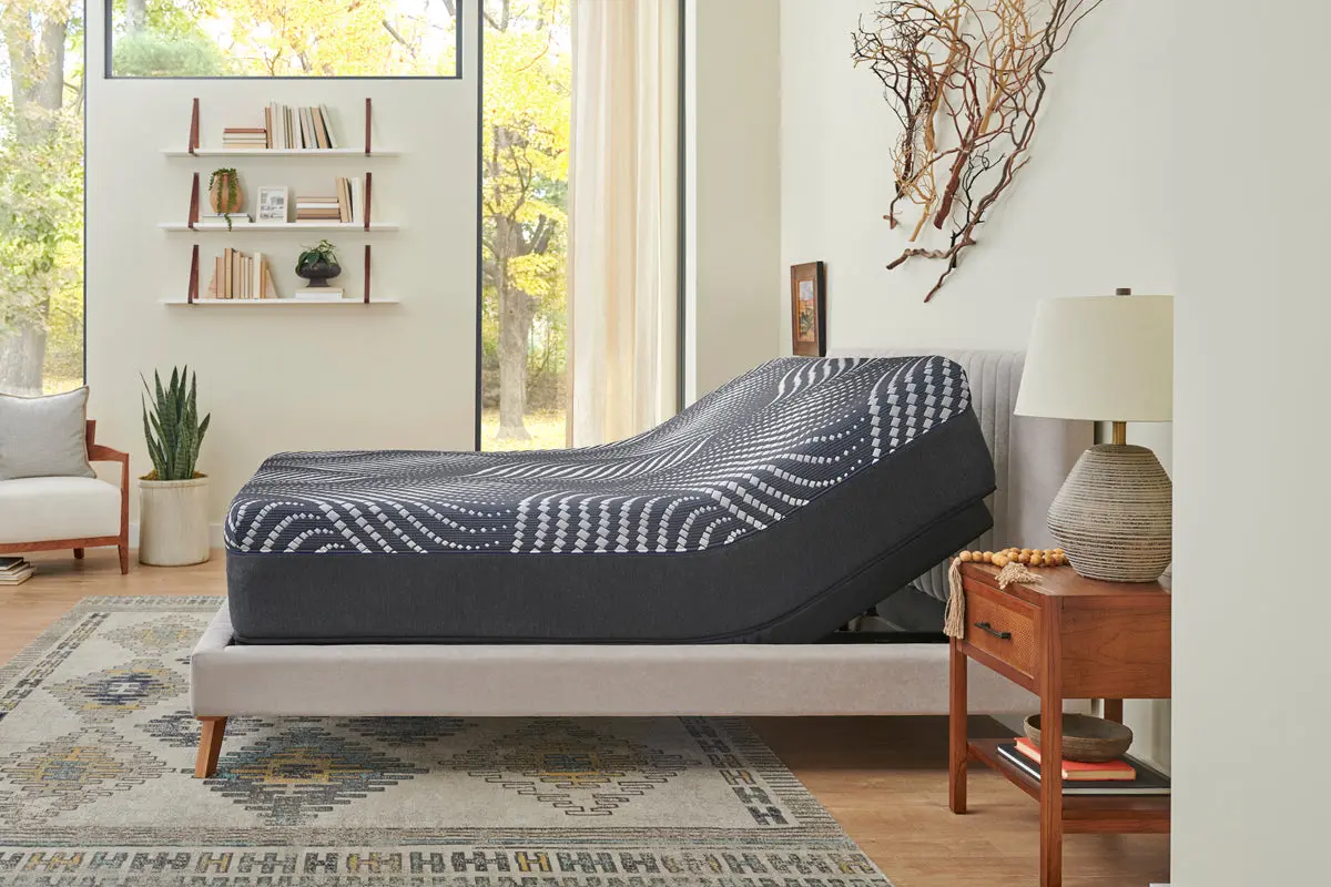 Sealy 14 Inch High Point Soft Hybrid Mattress - Image 24