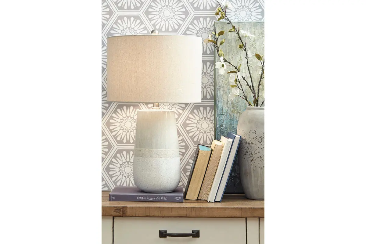 Shavon Lamp - Image 3