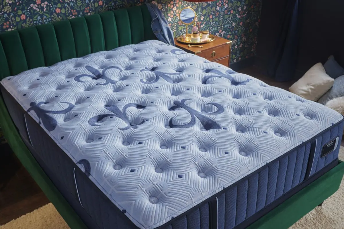 Stearns & Foster Estate Ultra Firm Tight Top Mattress - Image 3