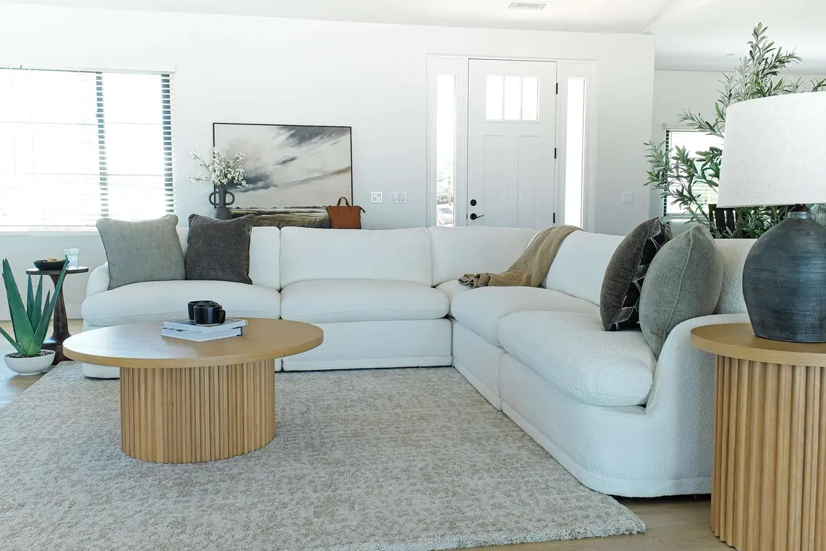 Stratus 5 Piece Sectional - Image 6