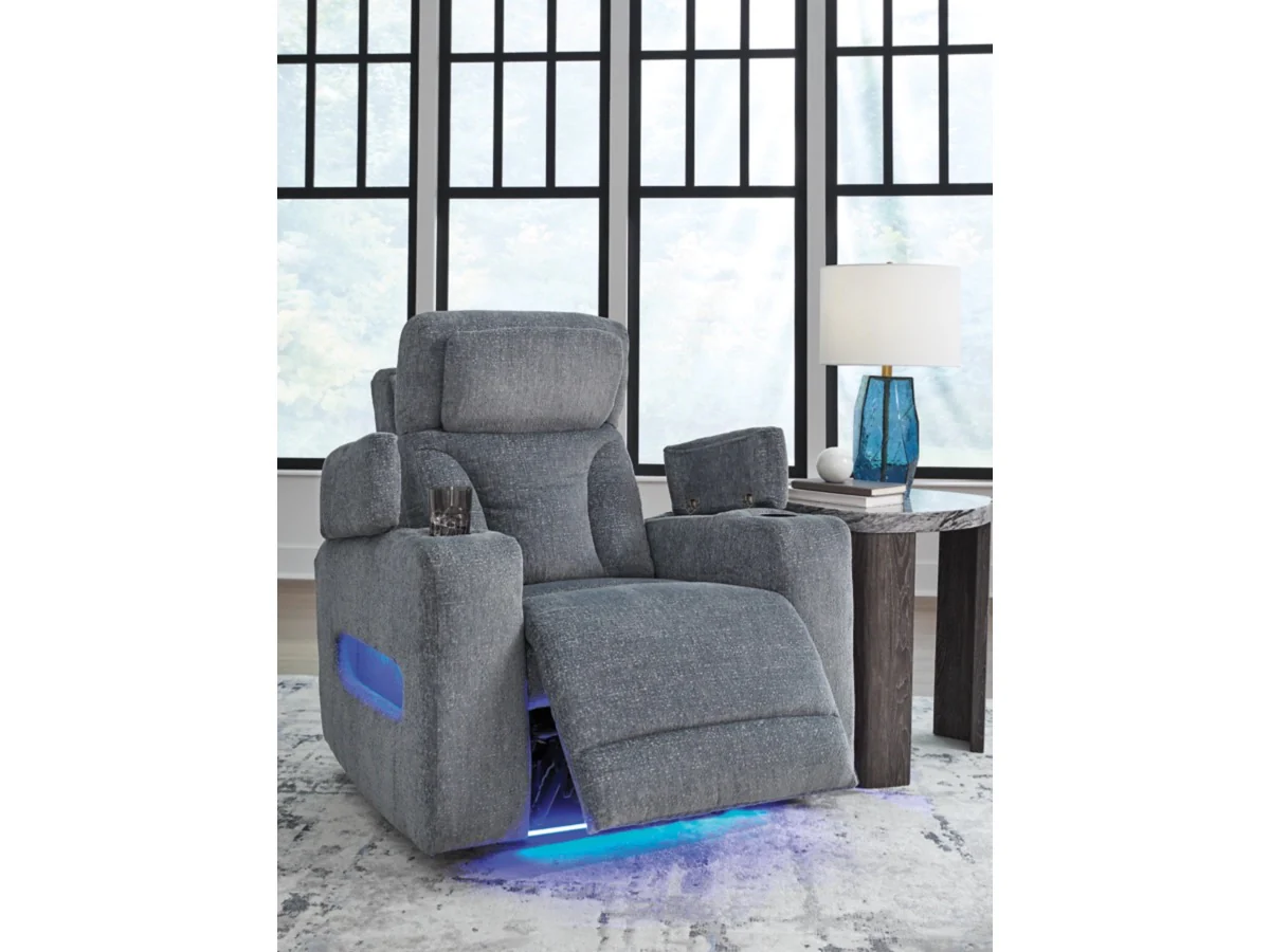 Studio Cave 2 Power Recliner - Image 8