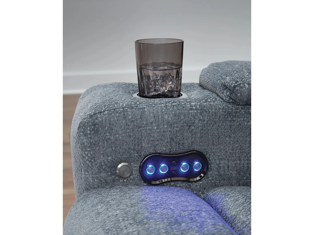 Studio Cave 2 Power Recliner - Image 9