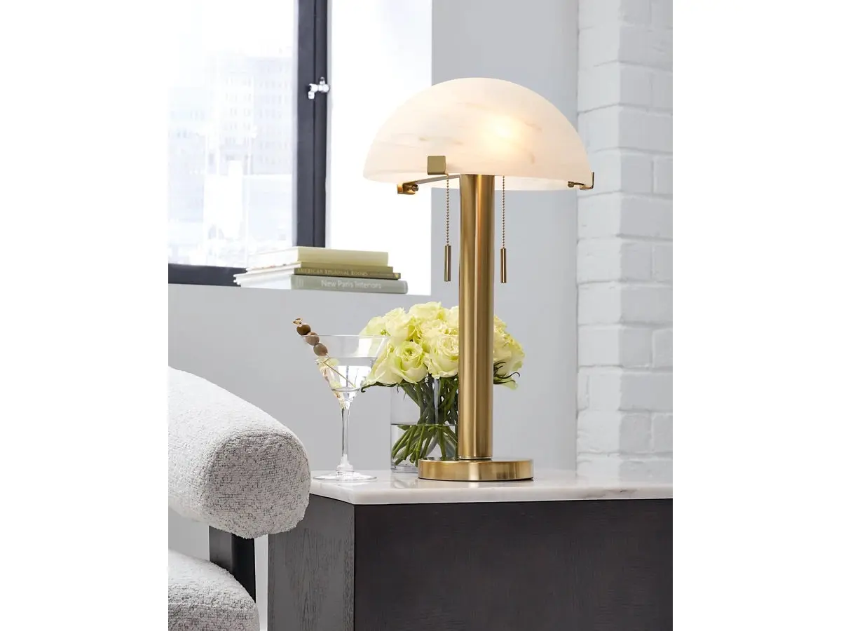 Tobbinsen Lamp - Image 2
