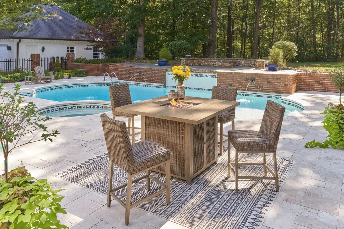 Walton Bridge Outdoor Square Dining Table & 4 Chairs - Image 10