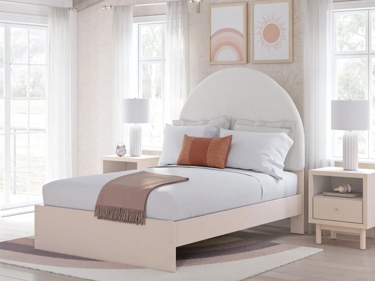 Wistenpine Panel Bed - Image 14