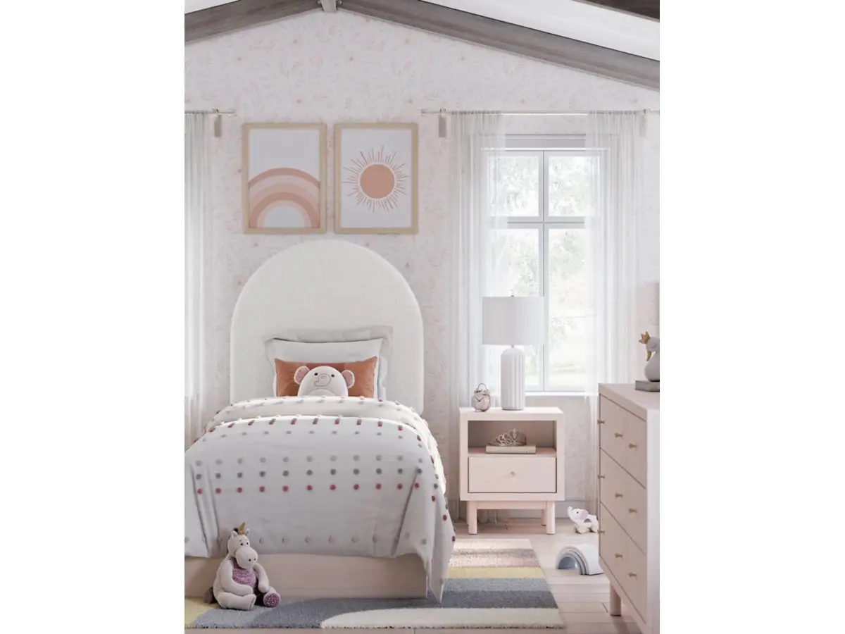 Wistenpine Storage Bed - Image 24