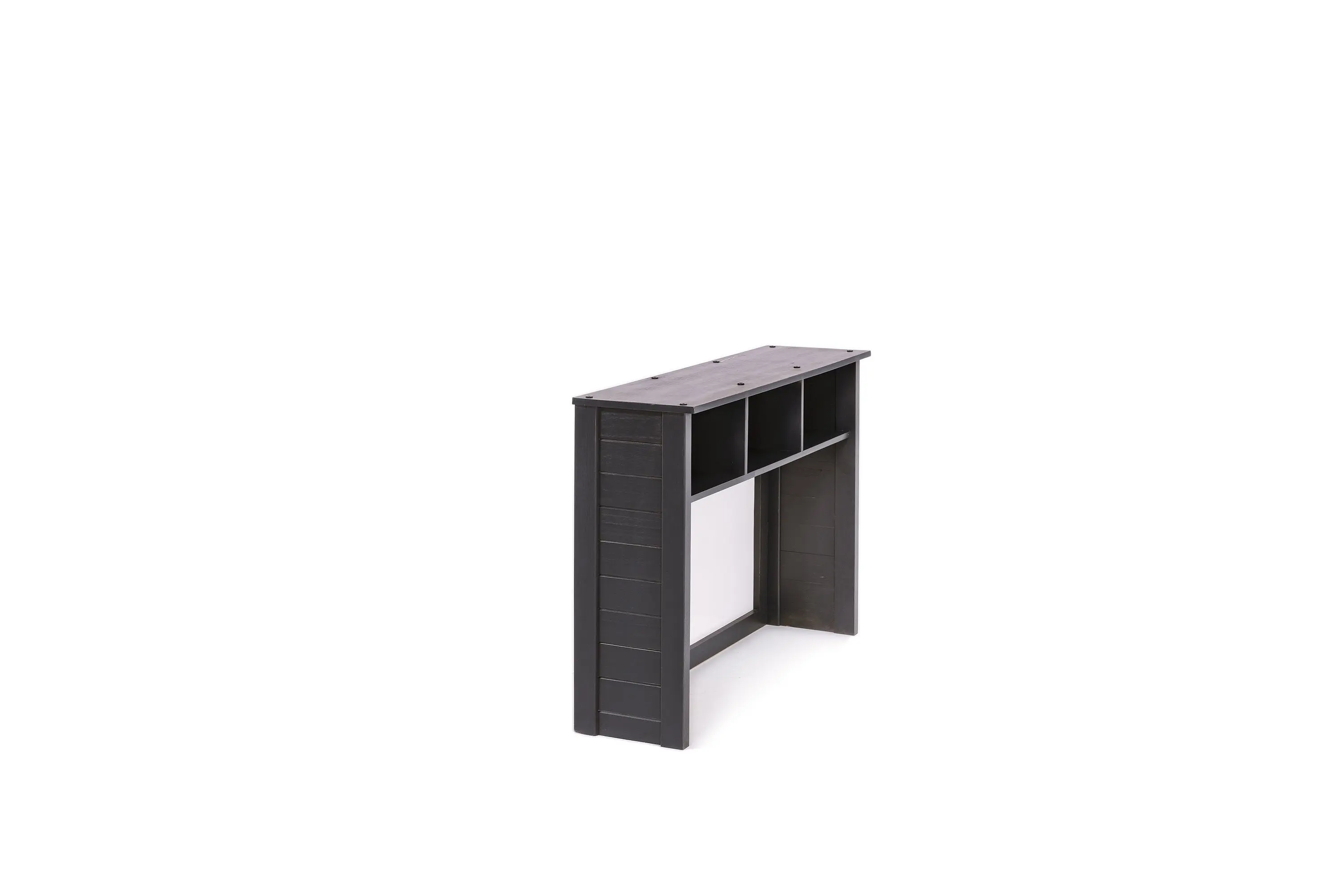 Young Pioneer Hutch - Image 6